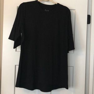 Black t-shirt